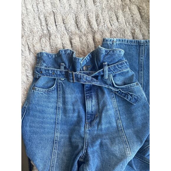 Zara Pleated Paperbag Wide Leg Jeans Size 4 Baggy High Rise Belted Barrel Denim - Picture 4 of 11